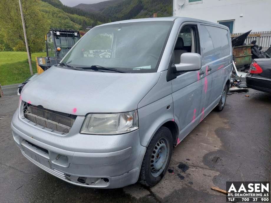 VW Transporter / Caravelle 2003-2009 (Fase 1) (T5) (T5), Motorkode: AXB, Girkassekode: 