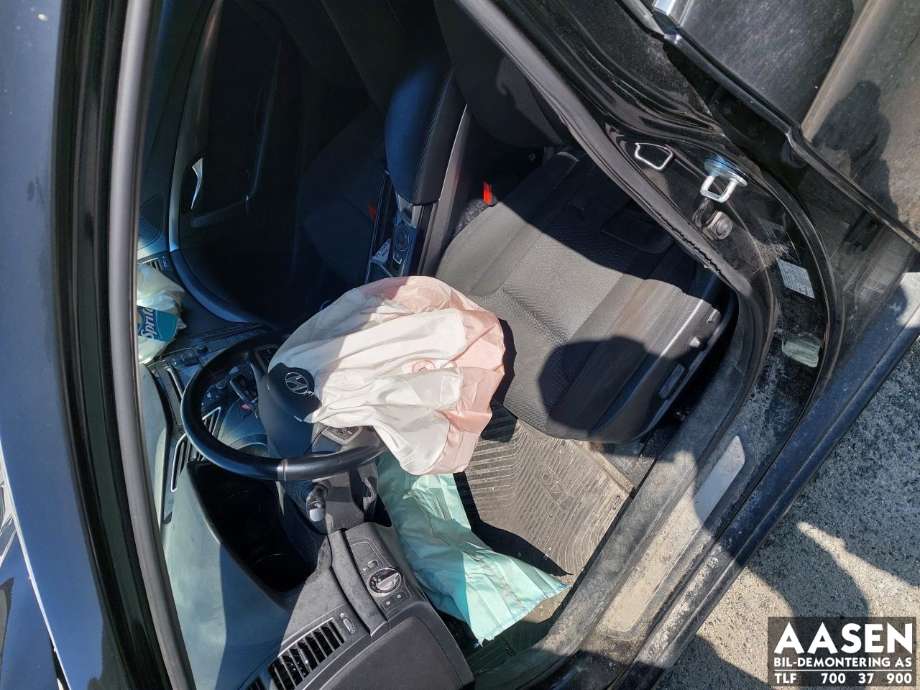 Hyundai i40 2012-2017 , Motorkode: D4FD, Girkassekode: 