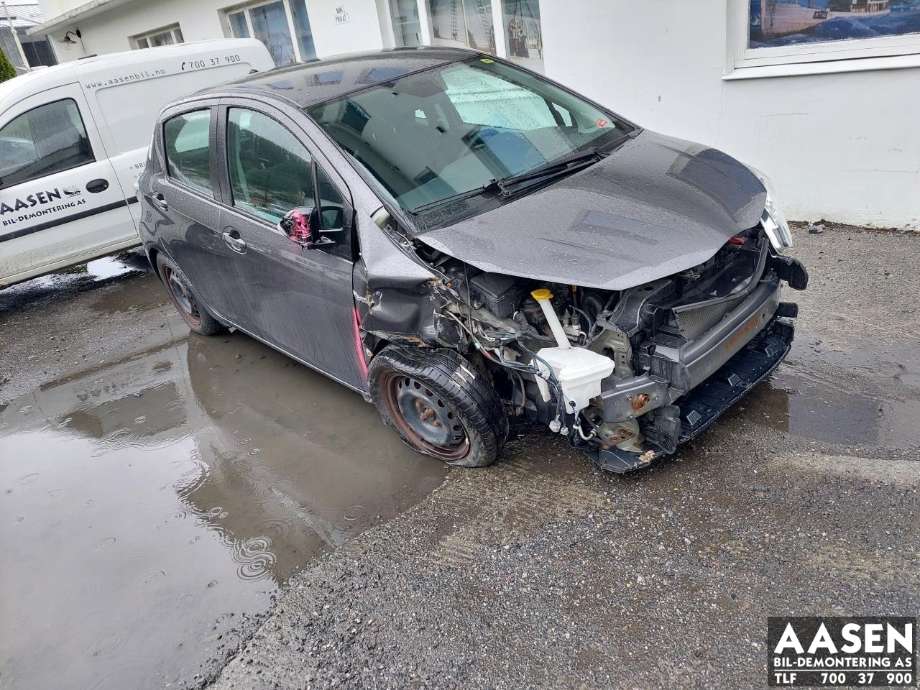 Toyota Yaris, 2012-2014 (Type III, Fase 1)  delebil , Motorkode: 1NZ-FXE