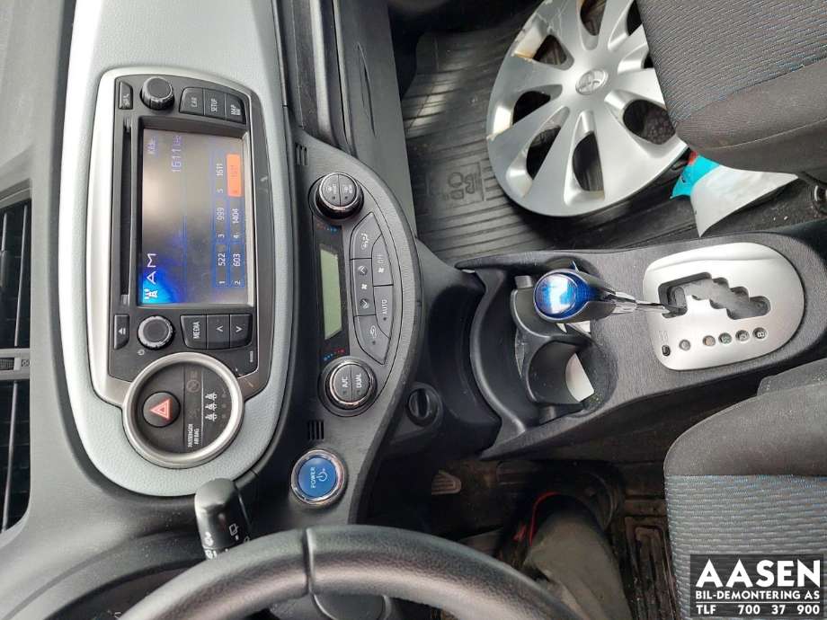 Toyota Yaris 2012-2014 (Type III, Fase 1) , Motorkode: 1NZ-FXE, Girkassekode: