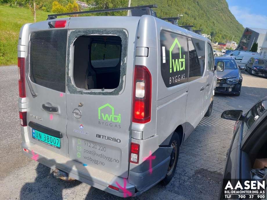 Opel Vivaro B 2014-2019 , Motorkode: R9M D4, Girkassekode: 
