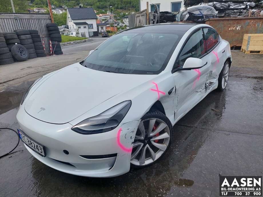 Tesla Model 3 2018-2023 (Fase 1) , Motorkode: 3D3|3D1, Girkassekode: 
