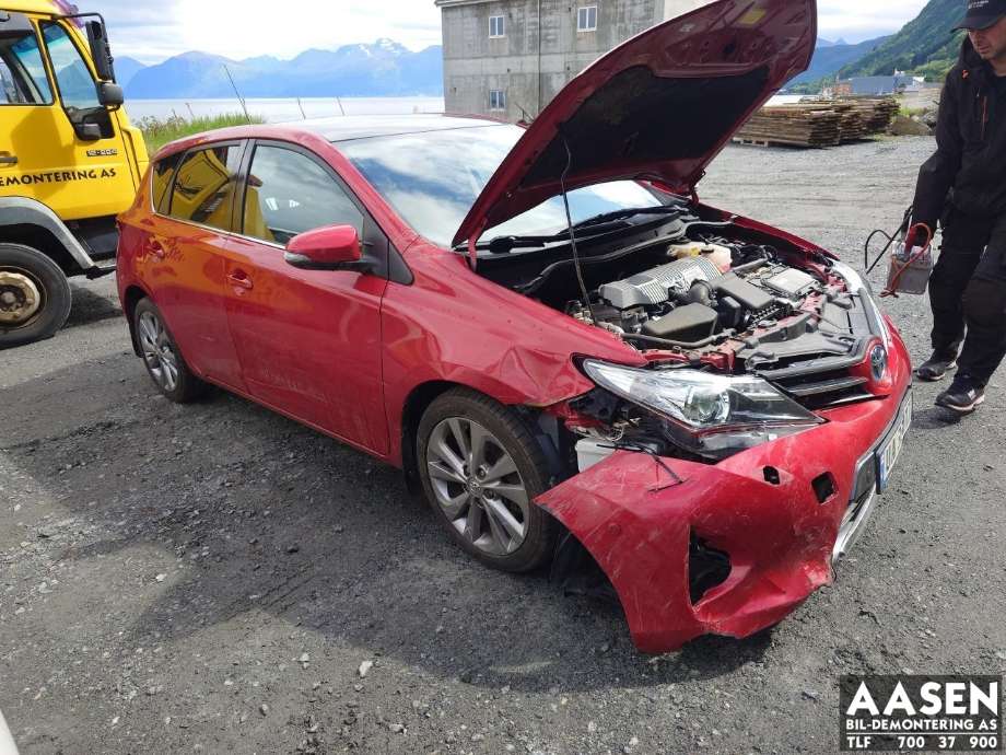 Toyota Auris 2013-2015 (Type II, Fase 1) , Motorkode: 2ZR-FXE, Girkassekode: 