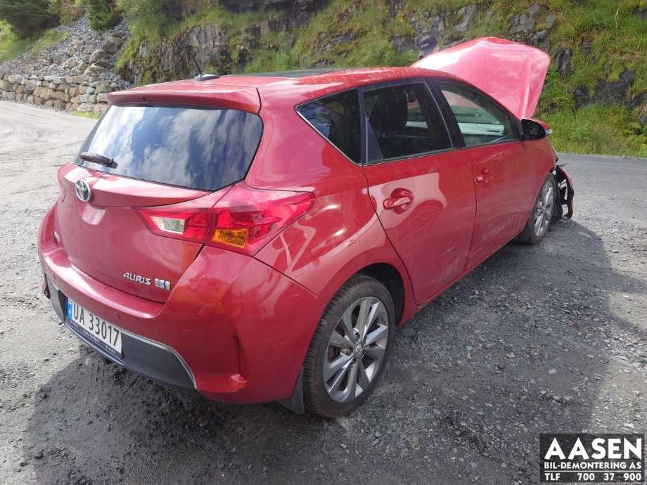 Toyota Auris 2013-2015 (Type II, Fase 1) , Motorkode: 2ZR-FXE, Girkassekode: 