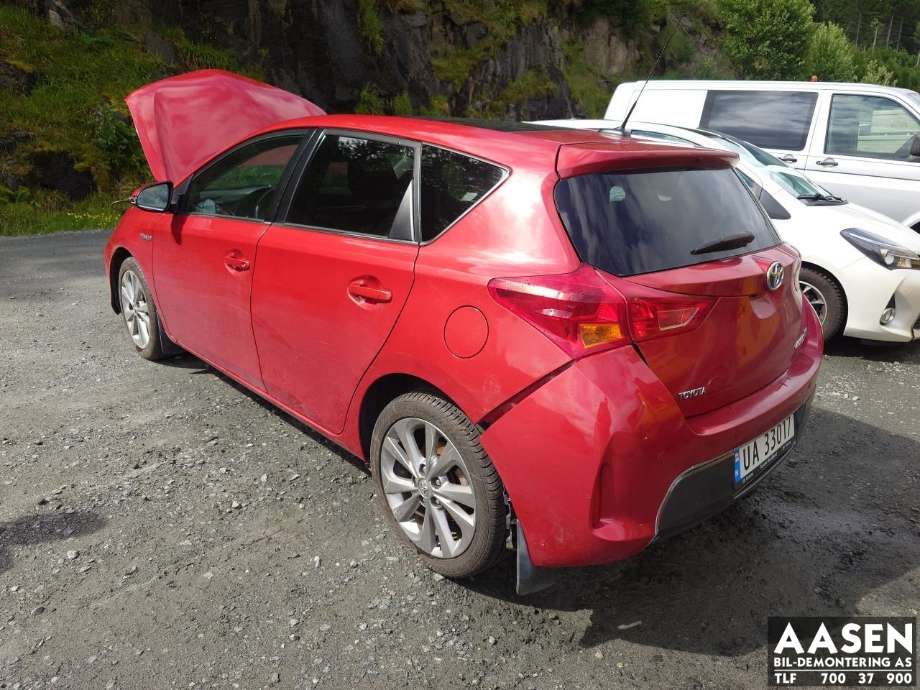 Toyota Auris 2013-2015 (Type II, Fase 1) , Motorkode: 2ZR-FXE, Girkassekode: 