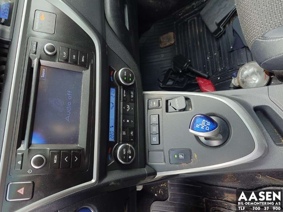 Toyota Auris 2013-2015 (Type II, Fase 1) , Motorkode: 2ZR-FXE, Girkassekode: 