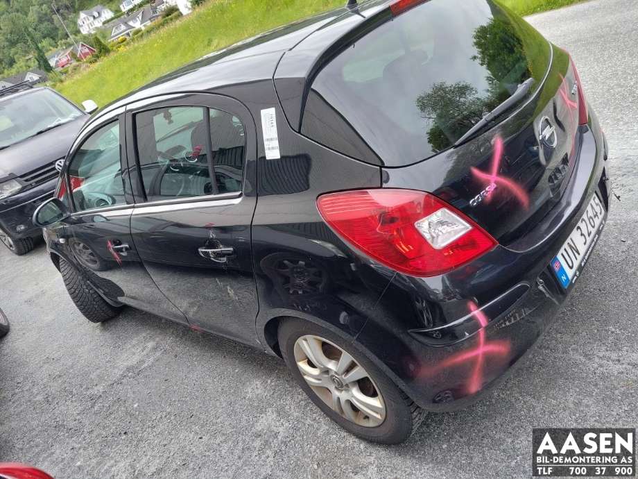 Opel Corsa D 2006-2014 , Motorkode: A13DTE, Girkassekode: 