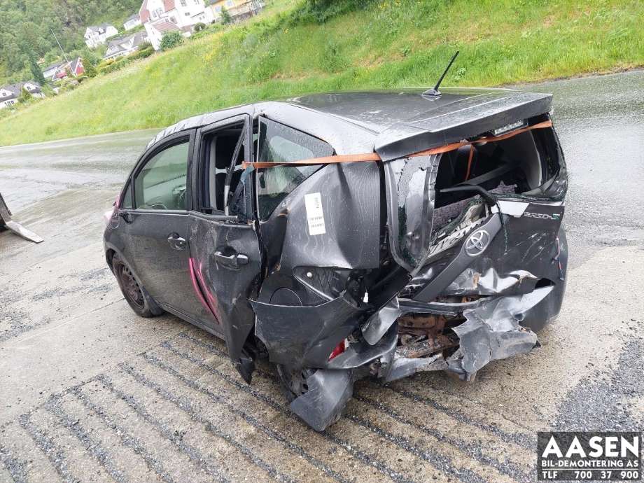 Toyota Verso-S 2011-2015 (COMBI) (COMBI), Motorkode: 1NR-FE, Girkassekode: 