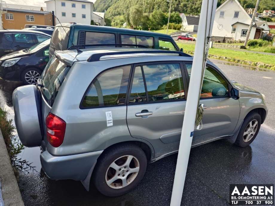Toyota RAV4 2000-2006 (Type II) , Motorkode: 1CD-FTV, Girkassekode: