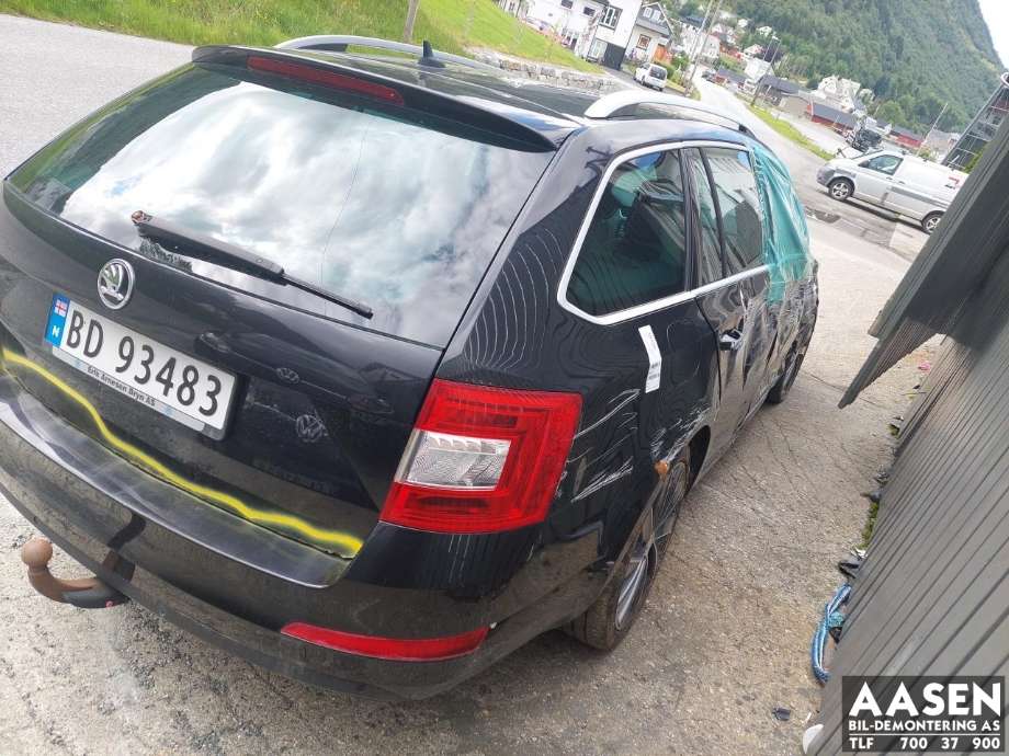 Škoda Octavia 2013-2016 (Type III, Fase 1) , Motorkode: CRMB, Girkassekode: PGS