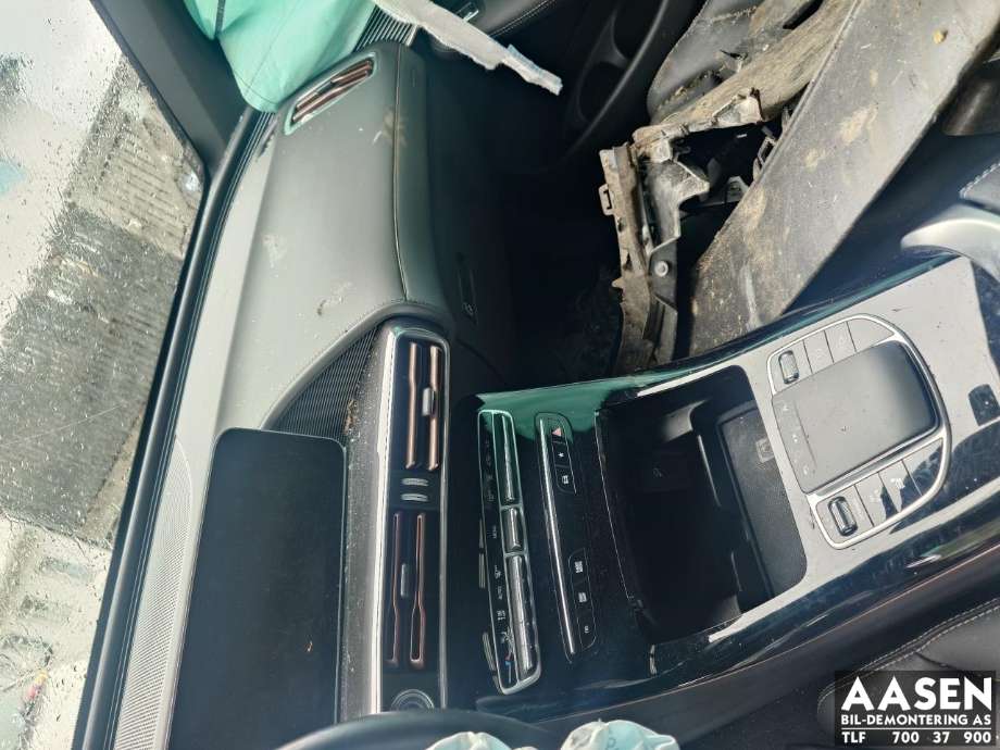 Mercedes EQC 2019-->> , Motorkode: EM0016, Girkassekode: 