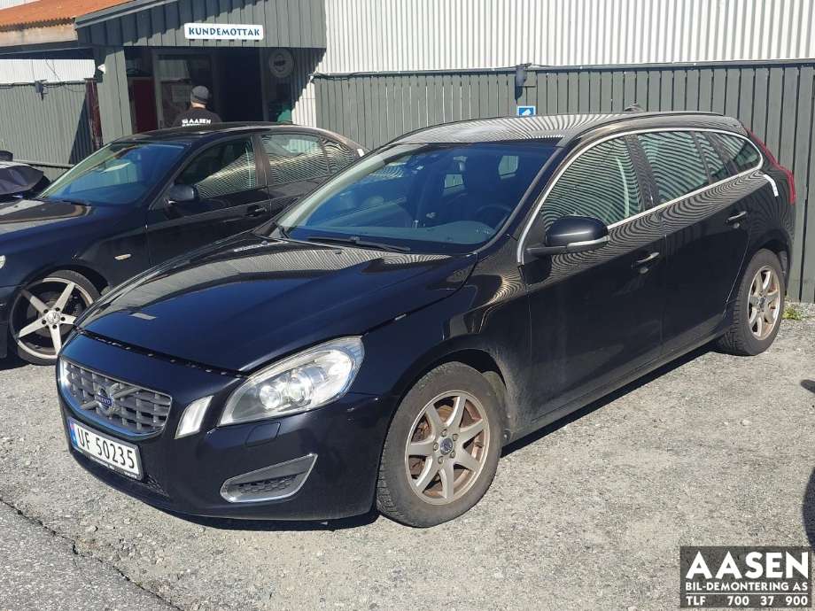 Volvo V60 2010-2013 (Type I, Fase 1) , Motorkode: D4162T, Girkassekode: 1285027