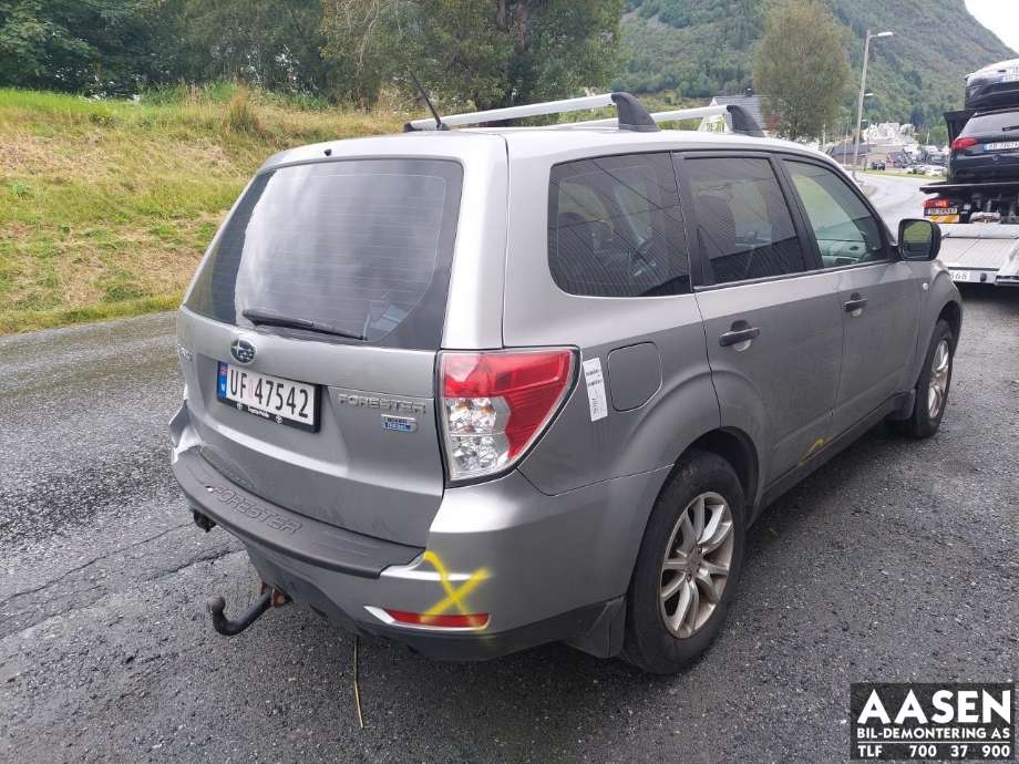 Subaru Forester 2008-2013 (Type III) , Motorkode: EE20, Girkassekode: 