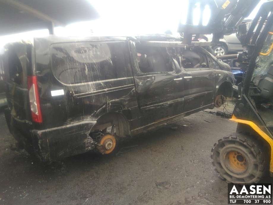 Toyota Proace 2013-2016 (Type I) , Motorkode: RH02, Girkassekode: 