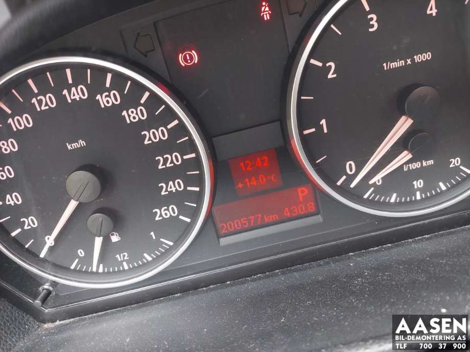 BMW 3-Serie 2005-2011 (E90/E91/E92/E93) (E90/E91/E92/E93), Motorkode: N46B20B, Girkassekode: 