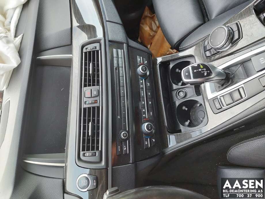 BMW 5-Serie 2010-2017 (F10/F11) (F10/F11), Motorkode: N57D30B, Girkassekode: GA8HP70Z - AWD