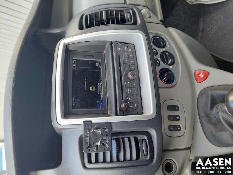 Opel Vivaro A 2006-2014 , Motorkode: M9R F6, Girkassekode: 