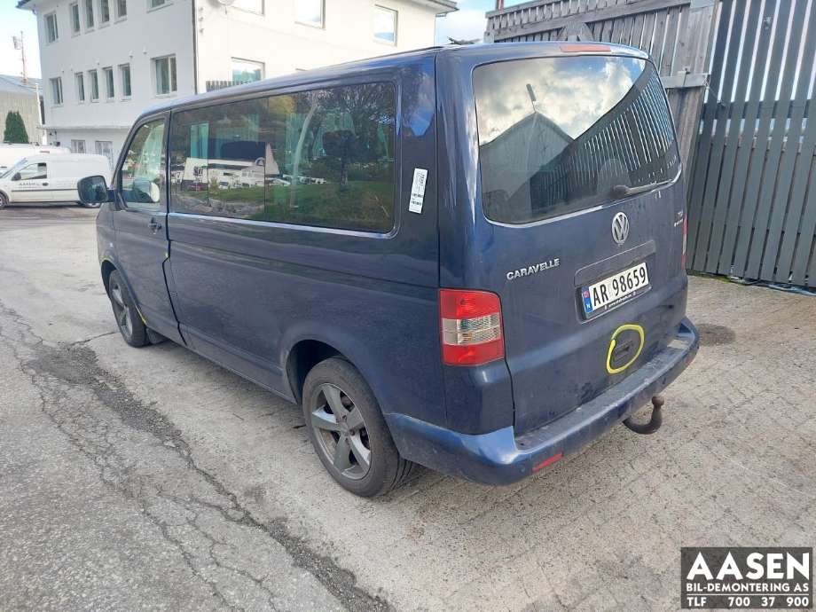 VW Transporter / Caravelle 2003-2009 (Fase 1) (T5) (T5), Motorkode: AXE, Girkassekode: HNC