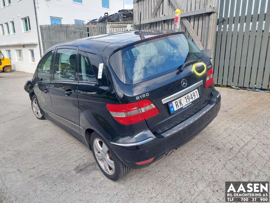 Mercedes B-Klasse 2008-2011 (Fase 2) (W245) (W245), Motorkode: 64094030530445, Girkassekode: 