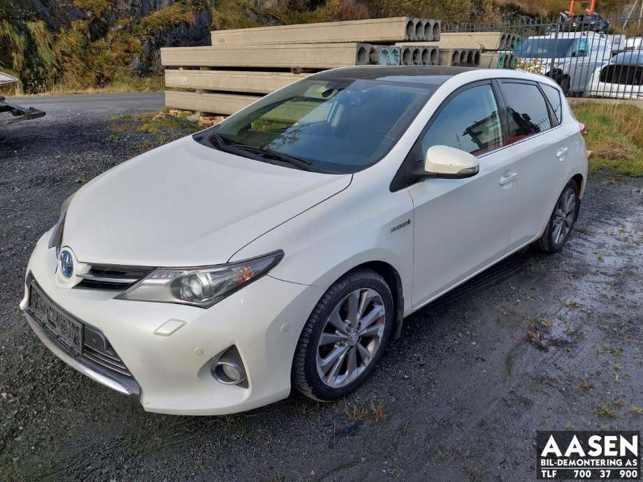 Toyota Auris 2013-2015 (Type II, Fase 1) , Motorkode: 2ZR-FXE, Girkassekode: 