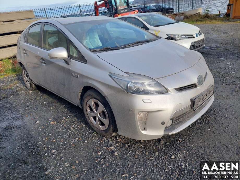 Toyota Prius 2009-2016 (Type III) (COMBI) (COMBI), Motorkode: 2ZR-FXE, Girkassekode: 