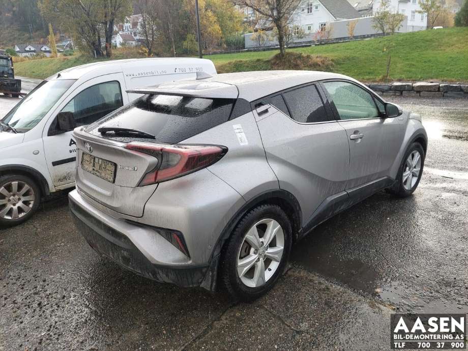 Toyota C-HR 2016-->> , Motorkode: 2ZR-FXE, Girkassekode: 