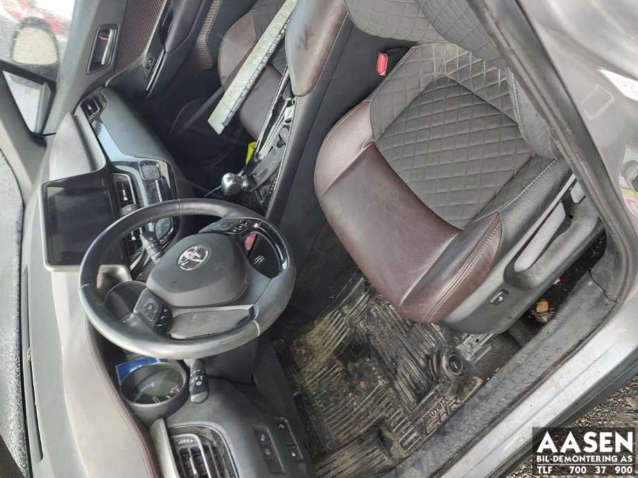 Toyota C-HR 2016-->> , Motorkode: 2ZR-FXE, Girkassekode: 