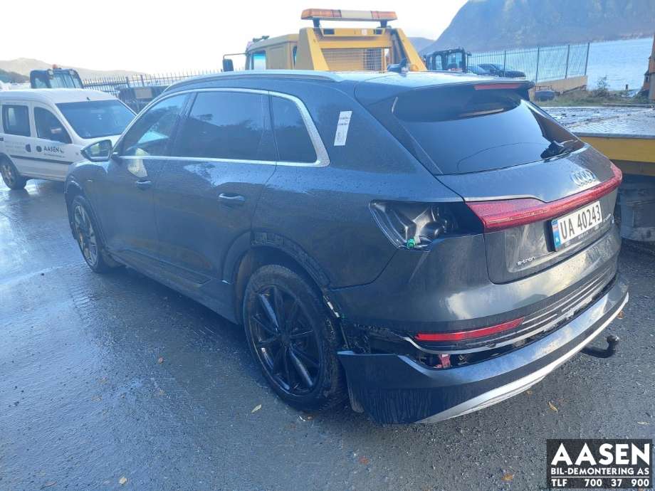 Audi e-tron 2018-->> , Motorkode: EAS|EAW, Girkassekode: 