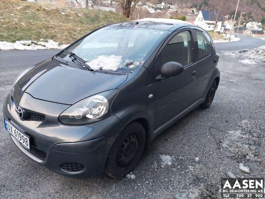 Toyota Aygo, 2005-2014 (Type I)  delebil , Motorkode: 1KR-FE