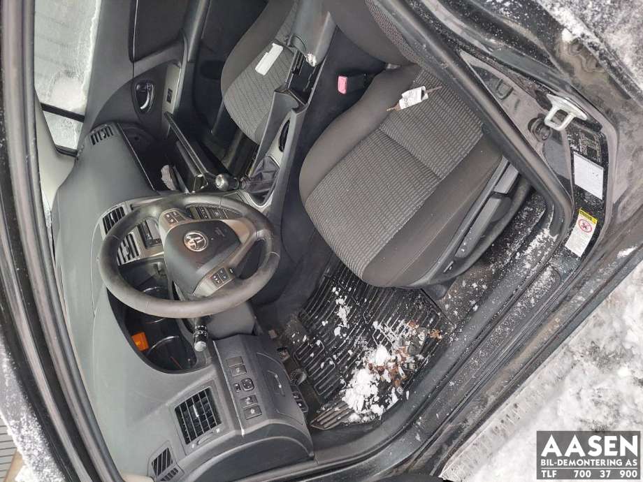 Toyota Avensis 2009-2015 (Type III, Fase 1) , Motorkode: 1AD-FTV, Girkassekode: 