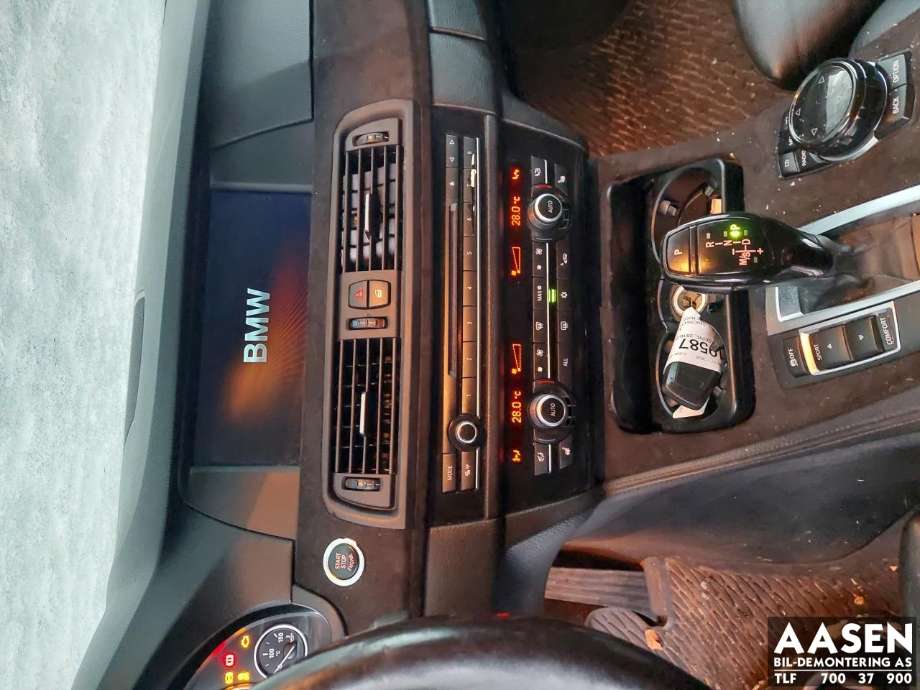 BMW 5-Serie 2010-2017 (F10/F11) (F10/F11), Motorkode: N57D30U0, Girkassekode: GA8HP45Z