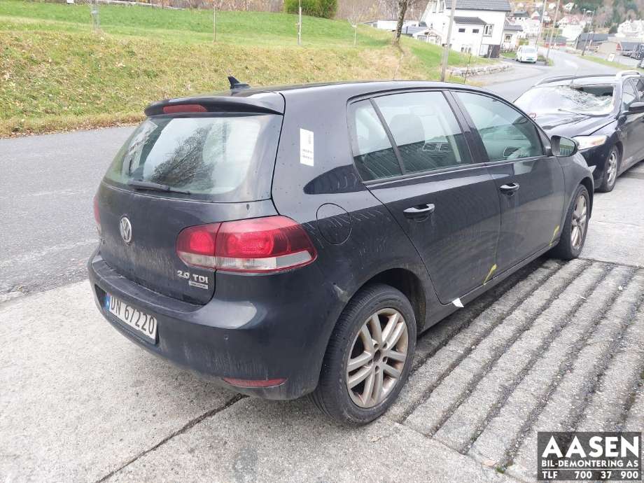 VW Golf VI 2008-2012 , Motorkode: CFFB, Girkassekode: LNM