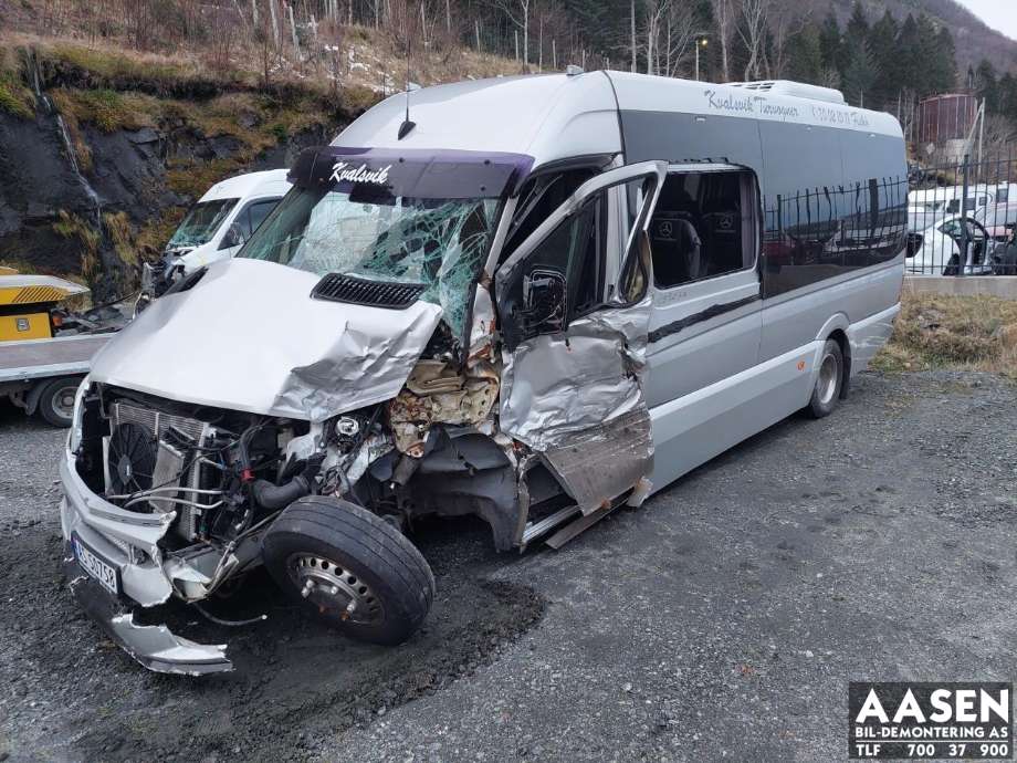 Mercedes Sprinter 2013-2018 (Fase 2) (906) (906), Motorkode: D642896, Girkassekode: 