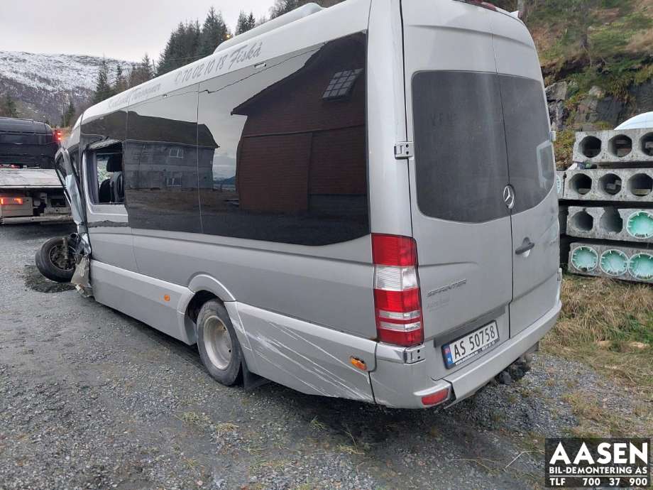 Mercedes Sprinter 2013-2018 (Fase 2) (906) (906), Motorkode: D642896, Girkassekode: 