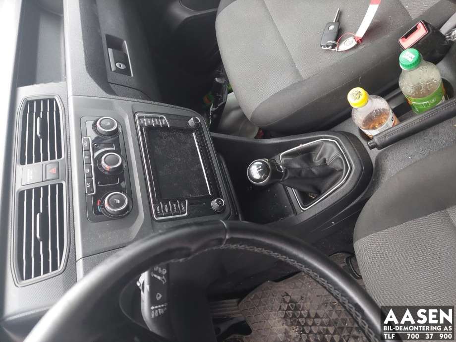 VW Caddy 2015-2020 (Type III, Fase 3) , Motorkode: DFSD, Girkassekode: RTH