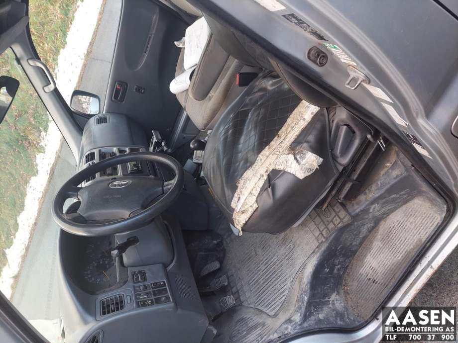 Toyota Hiace 2007-2012 (Fase 3) , Motorkode: 2KD-FTV, Girkassekode: 