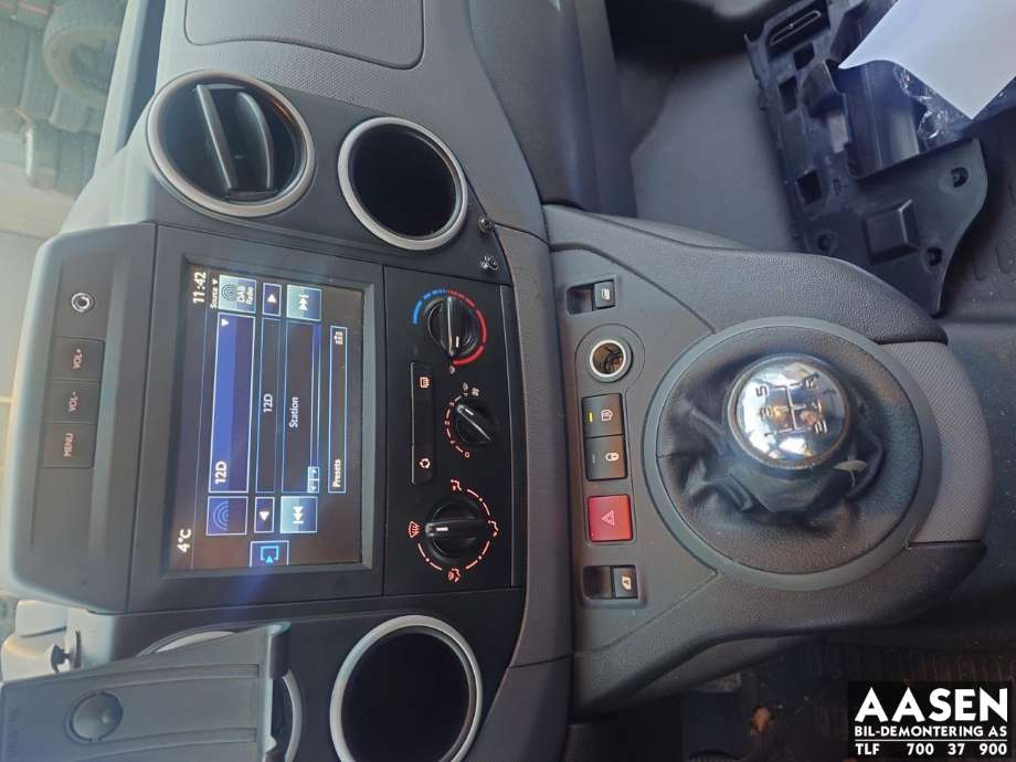 Peugeot Partner 2015-2019 (Type II, Fase 2) , Motorkode: BHW, Girkassekode: CP17X71