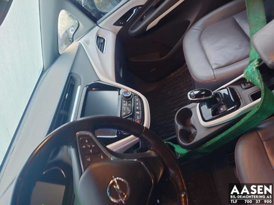 Opel Ampera-e 2017-->> (Type II) , Motorkode: MMF, Girkassekode: 