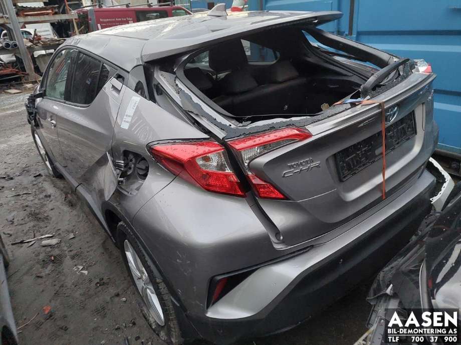 Toyota C-HR 2016-->> delebil , Motorkode: 2ZR-FXE, Girkassekode: 