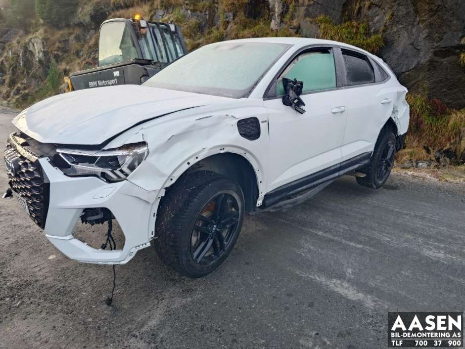 Audi Q3 2019-->> (Type II) , Motorkode: DGEA, Girkassekode: UCY