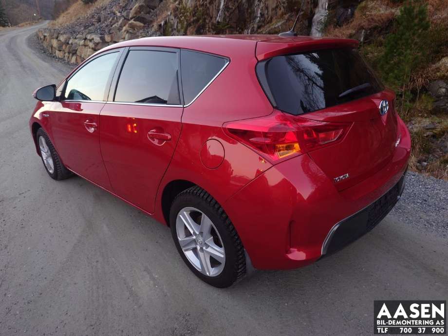 Toyota Auris 2015-2019 (Type II, Fase 2) , Motorkode: 2ZR-FXE, Girkassekode: 
