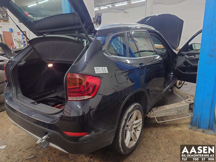 BMW X1 2009-2015 (E84) (E84), Motorkode: N47D20C, Girkassekode: 