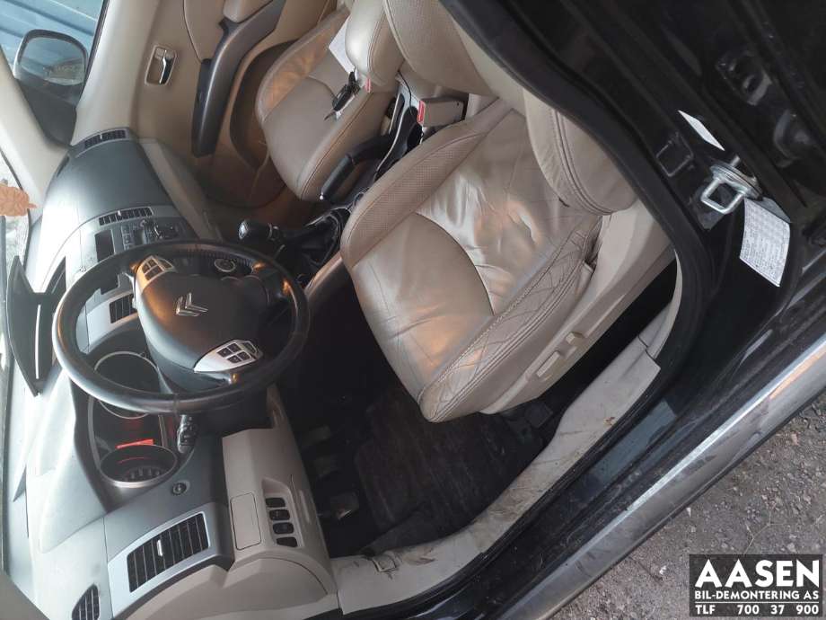 Citroën C-Crosser 2007-2012 , Motorkode: 4HN, Girkassekode: 