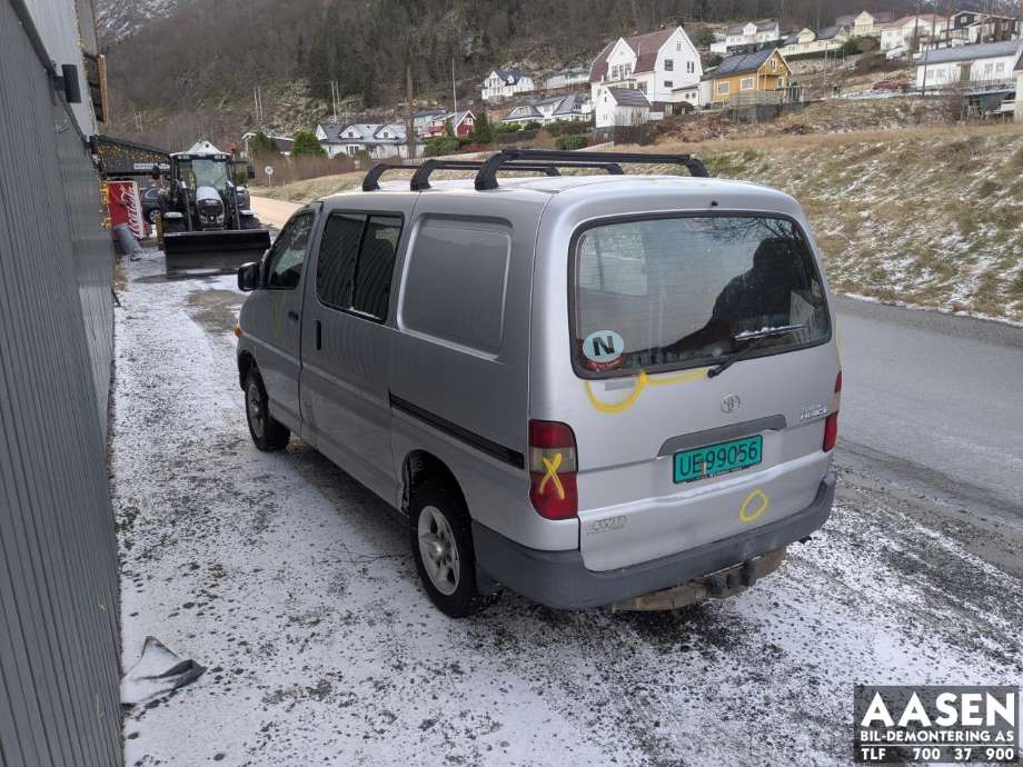Toyota Hiace 1996-2001 (Fase 1) , Motorkode: 2L-T, Girkassekode: 