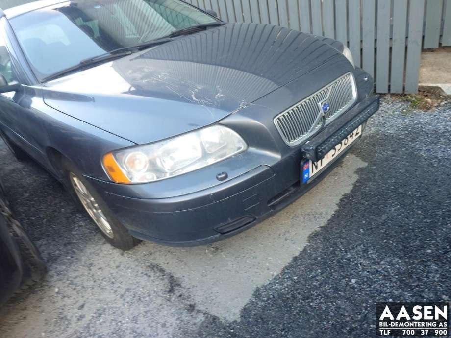 Volvo V70 2005-2007 (Type II, Fase 2) , Motorkode: D5244T(5), Girkassekode: 30751345