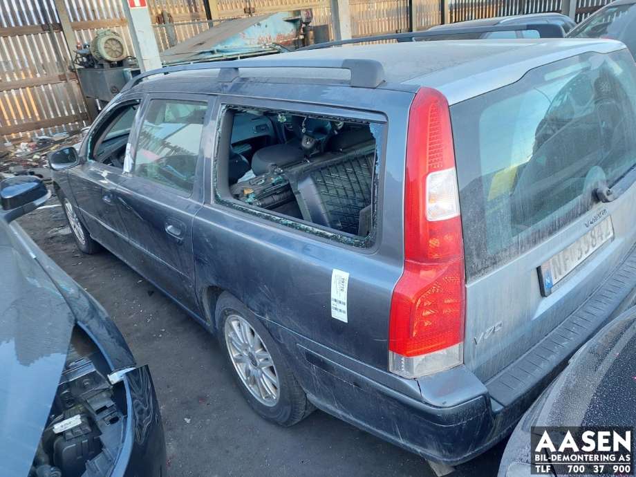 Volvo V70 2005-2007 (Type II, Fase 2) , Motorkode: D5244T(5), Girkassekode: 30751345
