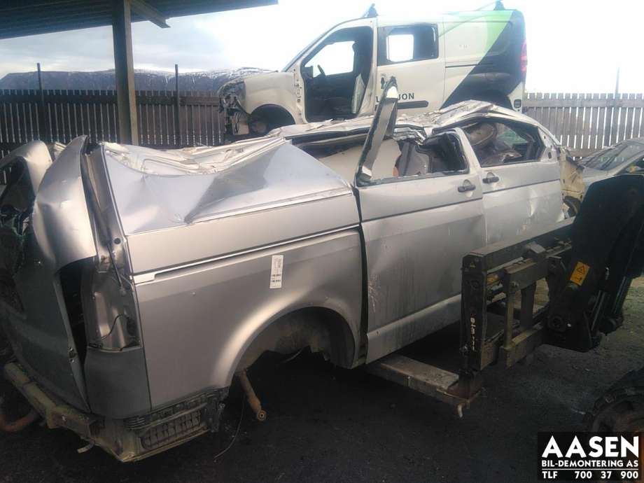 VW Transporter / Caravelle 2003-2009 (Fase 1) (T5) (T5), Motorkode: AXB, Girkassekode: 