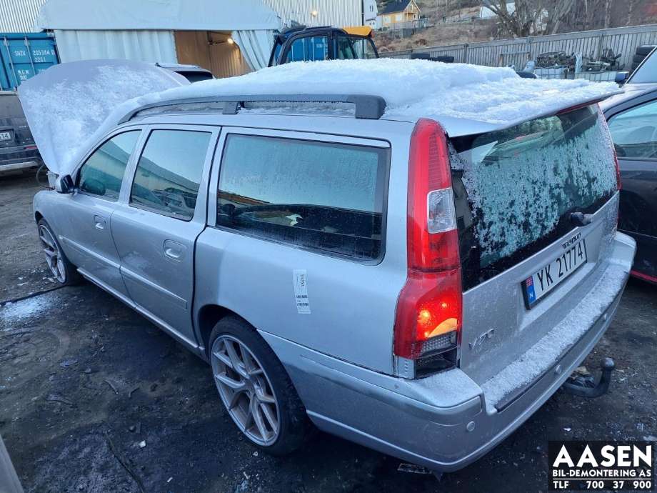 Volvo V70 2000-2004 (Type II, Fase 1) , Motorkode: 6901052, Girkassekode: 