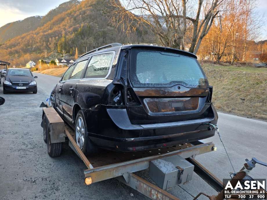 Volvo V70 2007-2013 (Type III, Fase 1) , Motorkode: D5204T(2), Girkassekode: 