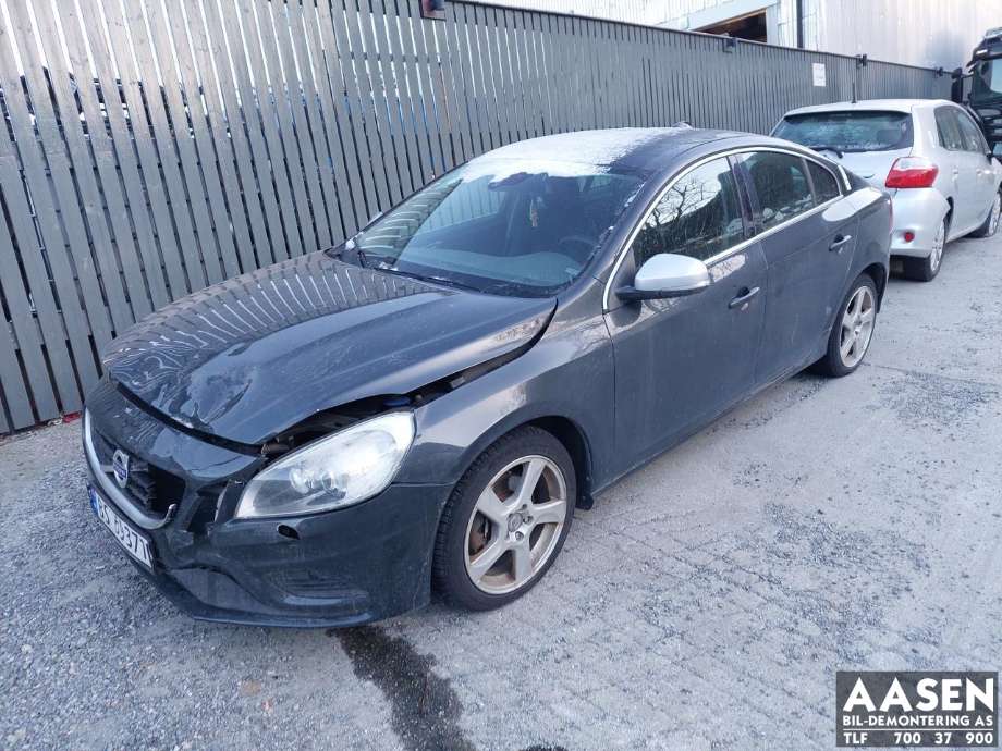 Volvo S60 2010-2014 (Type II, Fase 1) delebil , Motorkode: D4162T, Girkassekode: 